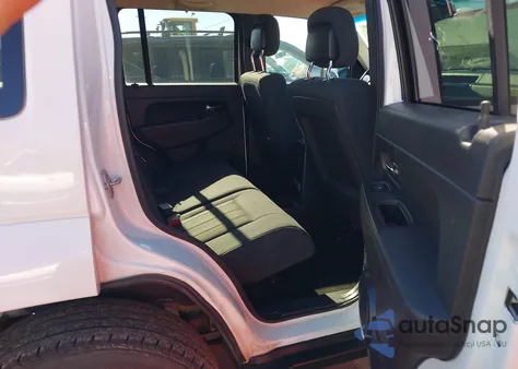 2012 Jeep Liberty Sport z USA, uszkodzony, nr VIN 1C4PJMAK0CW109370